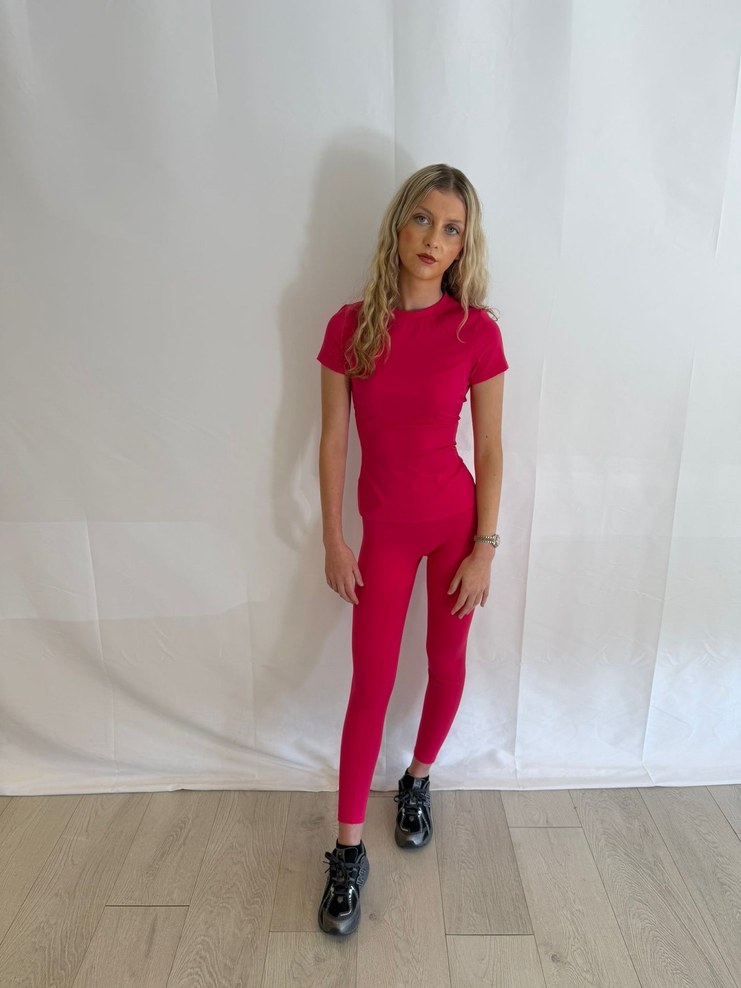Elite raspberry tshirt & leggings