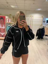 Ola shorts navy